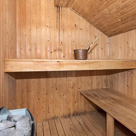10 Person Holiday In Henne Hébergement de vacances *